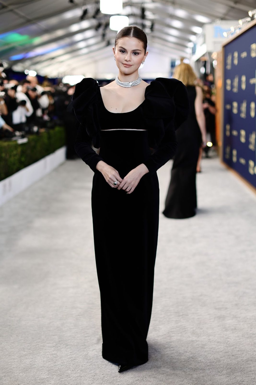 Yjet e veshur më bukur në tapetin e kuq të SAG Awards 2022