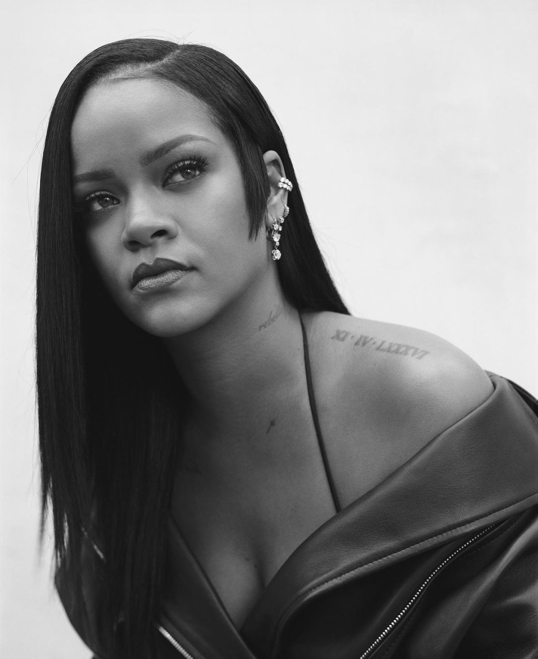 “Në një date (takim) me bebushin”, Rihanna ishte veshur shumë sensuale!