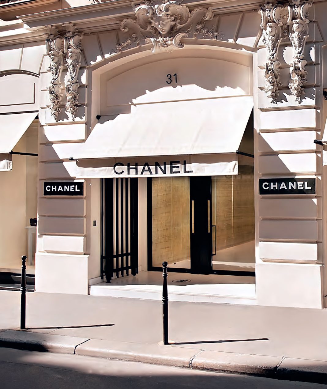 Markat luksoze si: LVMH, Hermes, Chanel mbyllin dyqanet e tyre në Rusi