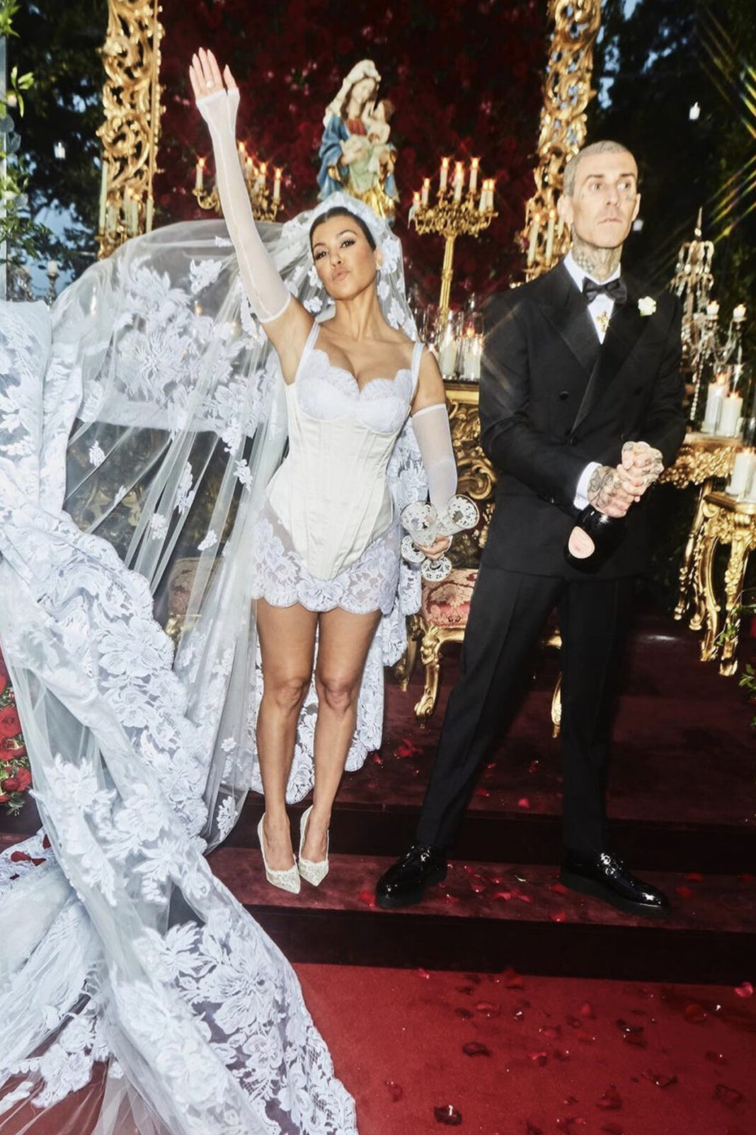 Shuma marramëndëse që Dolce&Gabbana fitoi nga dasma e Kourtney Kardashian & Travis Barker