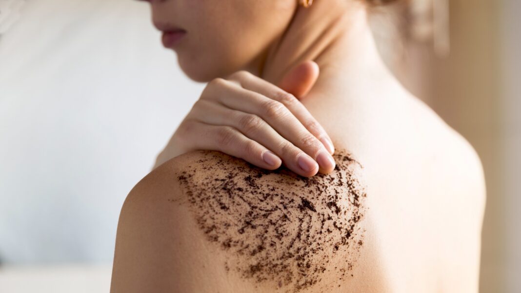 Një “scrub” në kushte shtëpie! Kaq thjeshtë eksfoloni lëkurën…