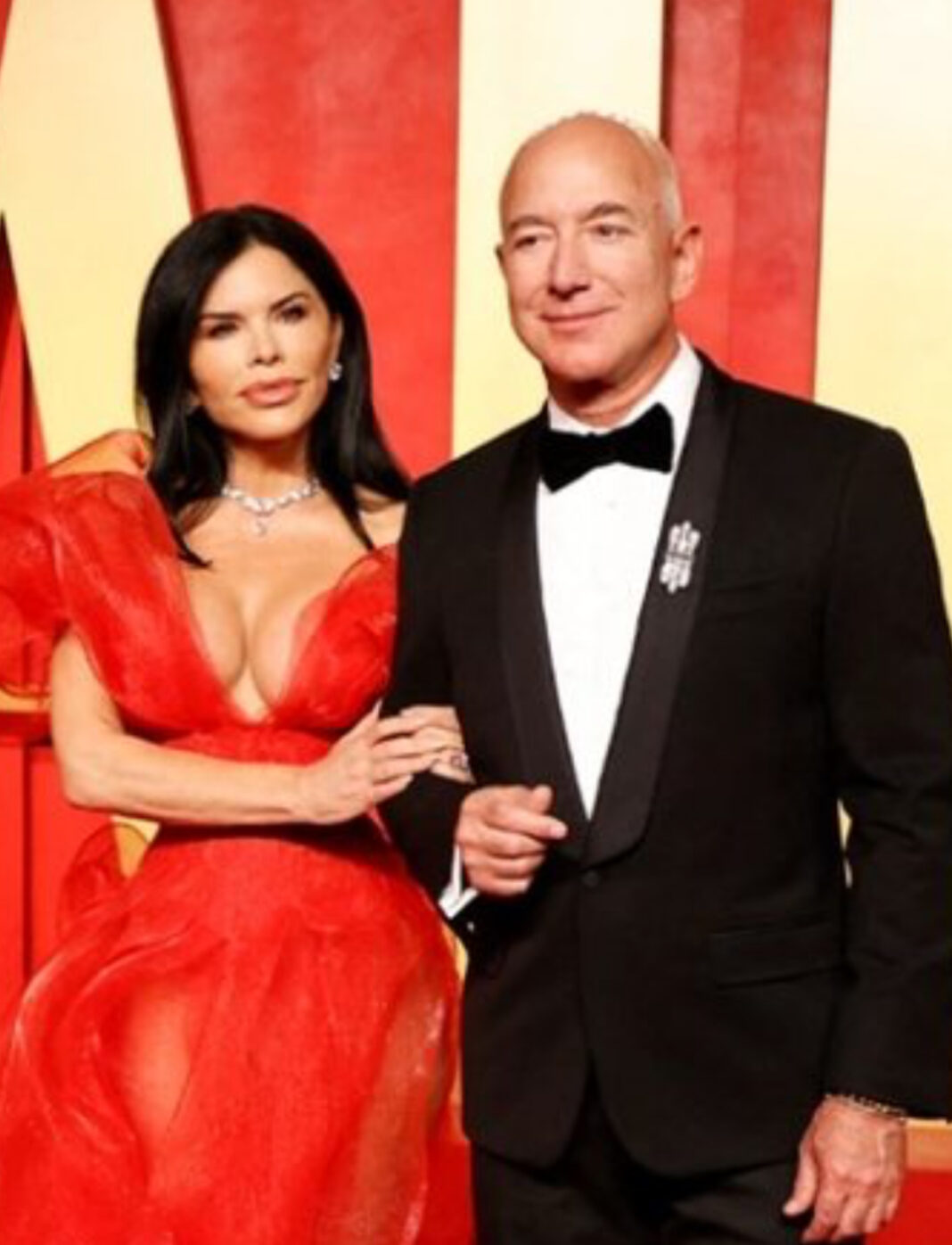 Ceremoni madhështore dhe shumë të ftuar VIP, Jeff Bezos dhe Lauren Sanchez do kurorëzojnë dashurinë për Krishtlindje