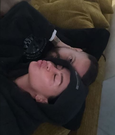 Dafina Zeqiri publikon një fotografi në krah të Kreshnikut, duken tejet të lumtur