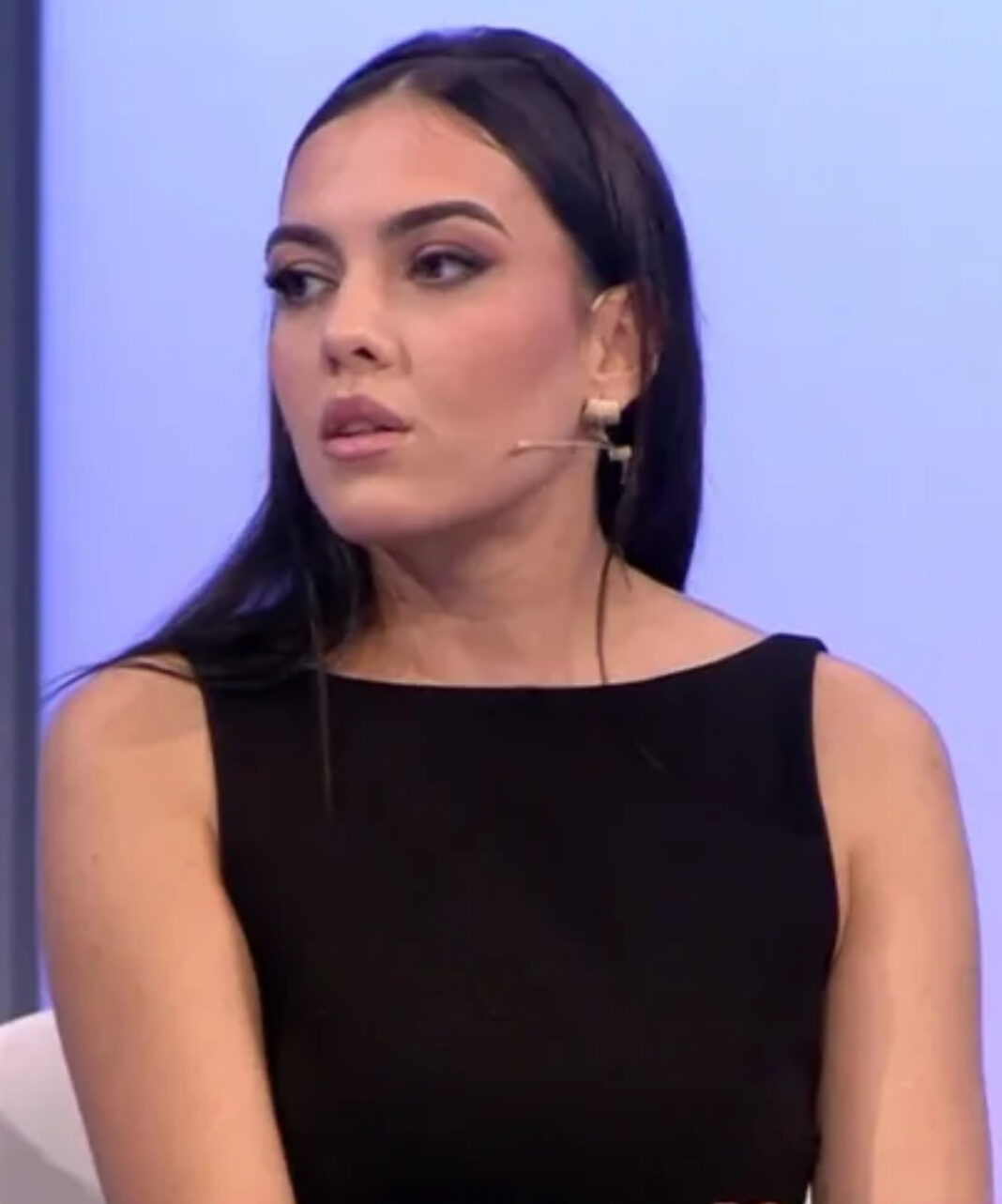 Livia akuzon Mevlanin për tradhti: Më kërkoi të futeshim çift në “BBVK”