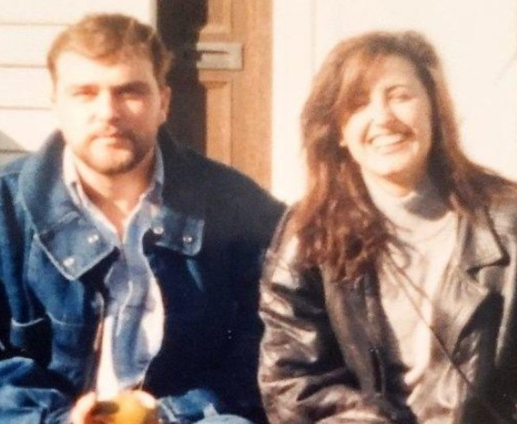 “Vivi si ja dole këtu?” Herion Mustafaraj rrëfen bisedën e parë më Parashqevinë në stacionin e New Yorkut