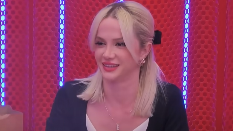 Këngëtar i muzikës popullore? Sara Kolami nuk njeh Albin Kurtin