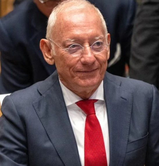 Ndërron jetën miliarderi dhe themeluesi i “Mango”