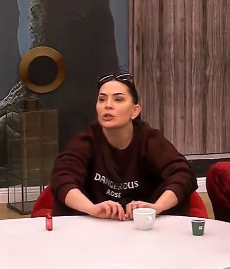 Rozana Radi debaton me banorin e ri jo VIP: Dil që tani se t’i jap unë 5000 Euro