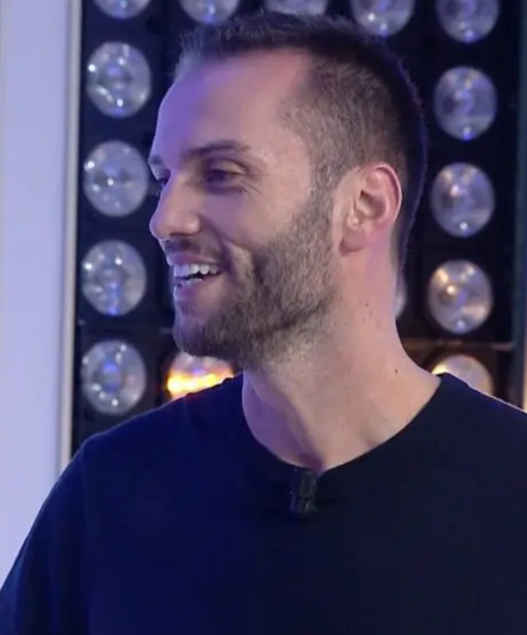 Eduart Grishaj shfaqet në TvKlan,nis projekt të ri në këtë televizion?