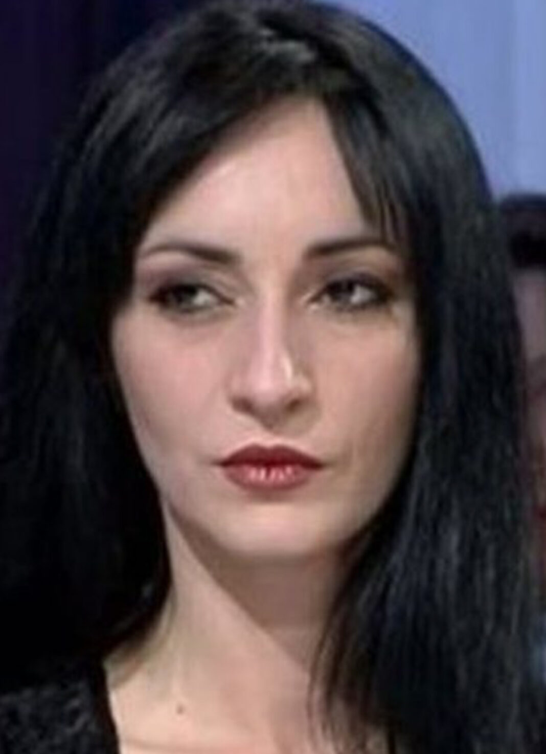 Rikthehet Zhaku me rrëfimin për jetën: Isha 15-vjeç kur pija bar dhe alkool që në 8 të mëngjesit