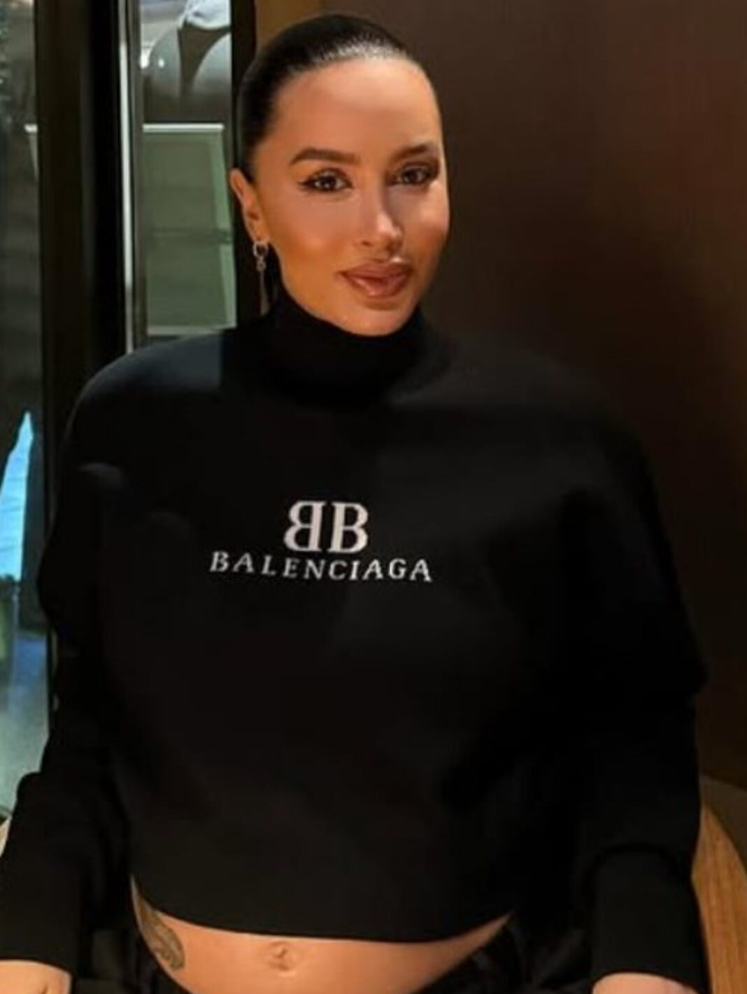 Përse performon në club-e gjatë shtatzënisë? Dafina Zeqiri i përgjigjet : Xheloza! Nuk e bëj për para…