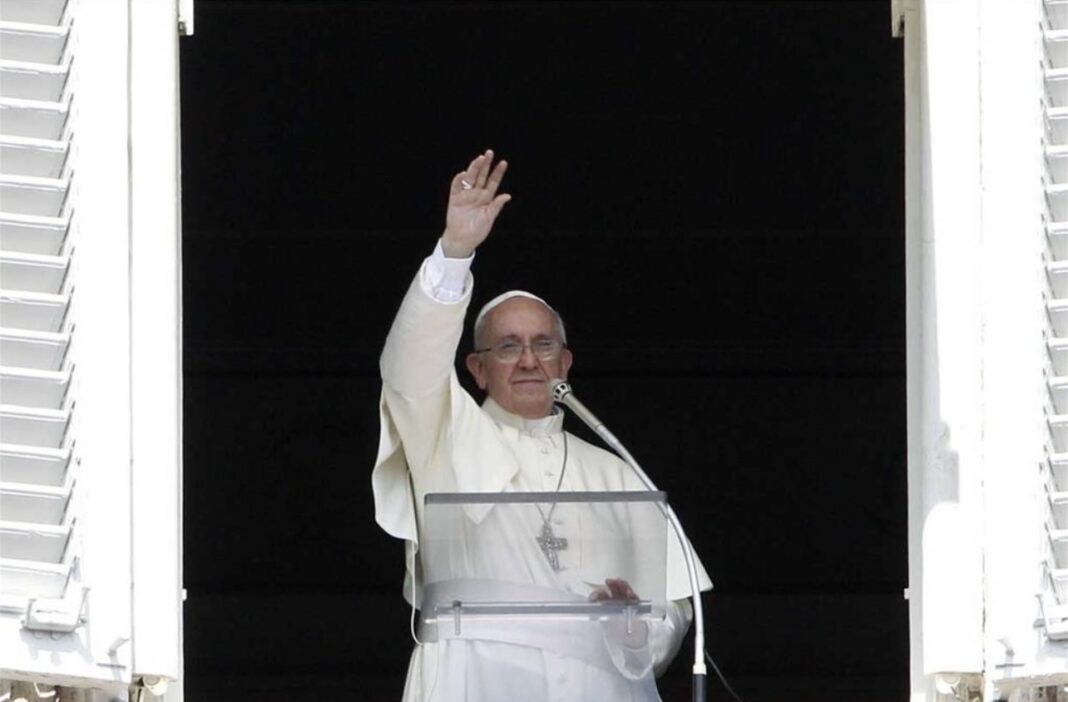 E gjithë bota bashkë për t’i dhënë lamtumirën e fundit Papa Françeskut