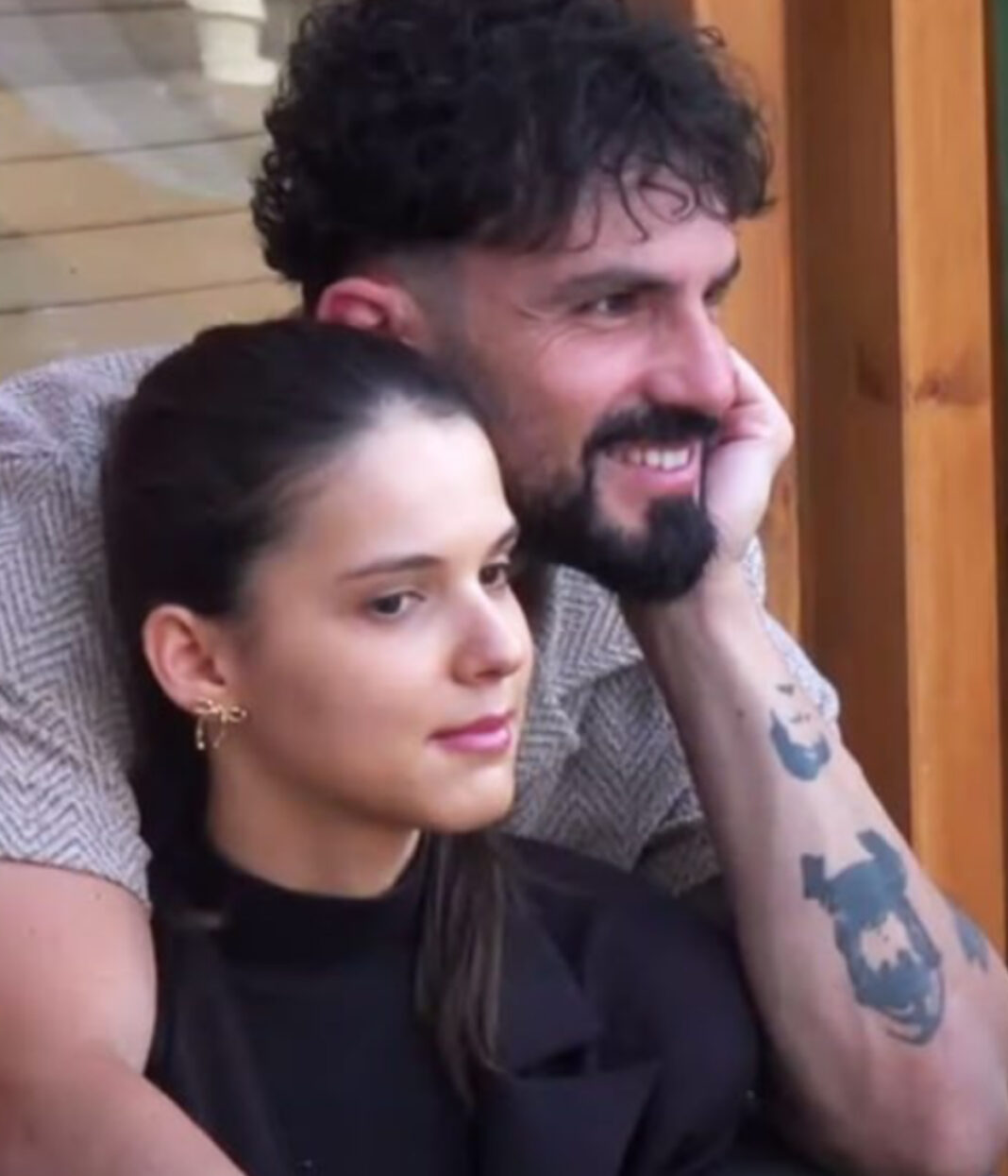 Aldo Marku dhe Rizarta në një lidhje? Ish-banori i BBV sqaron marrëdhënien e tij me influenceren