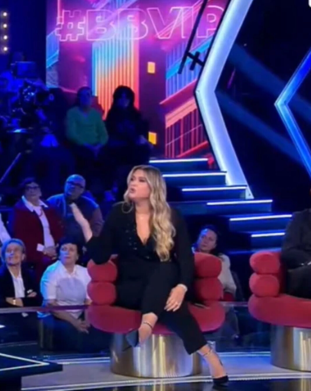 Neda: Unë ty Rozana të kam çuar në finale! Të kam shpëtuar fytyrën