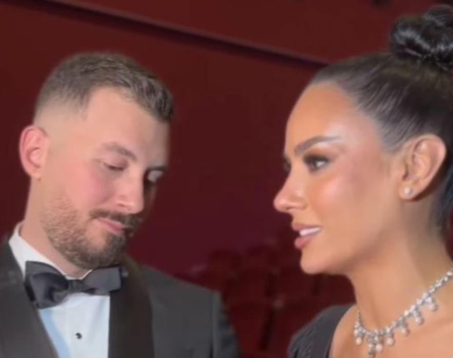 Donaldi reagon pas spekulimeve për ndarjen nga Bora