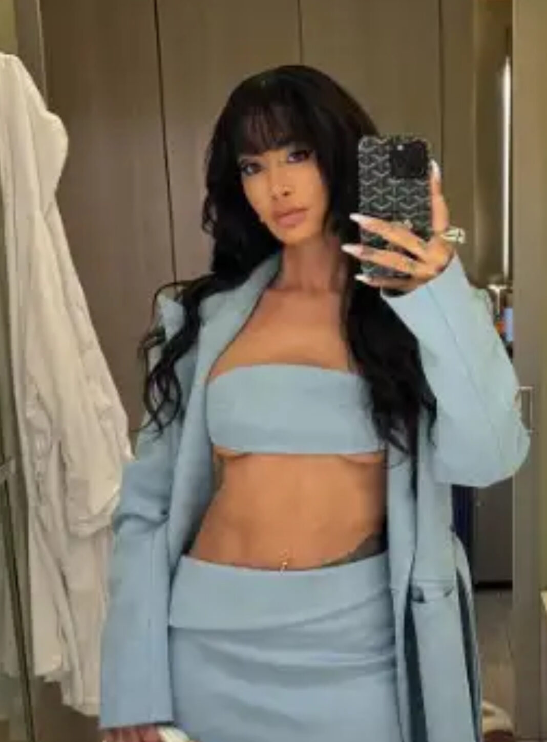 Dafina Zeqiri lë pas të shkuarën, fillon një kapitull të ri