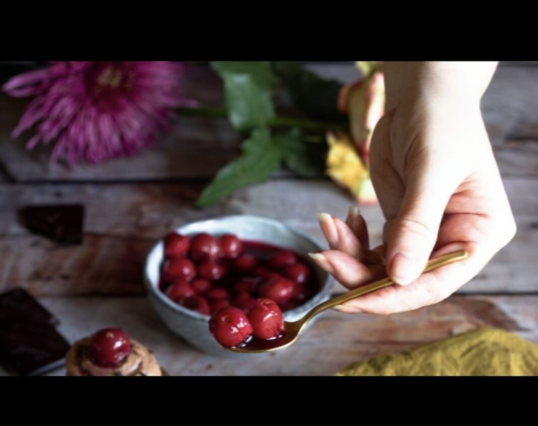 Fruti antioksidues i verës që i bën mirë zemrës dhe përmirëson gjumin