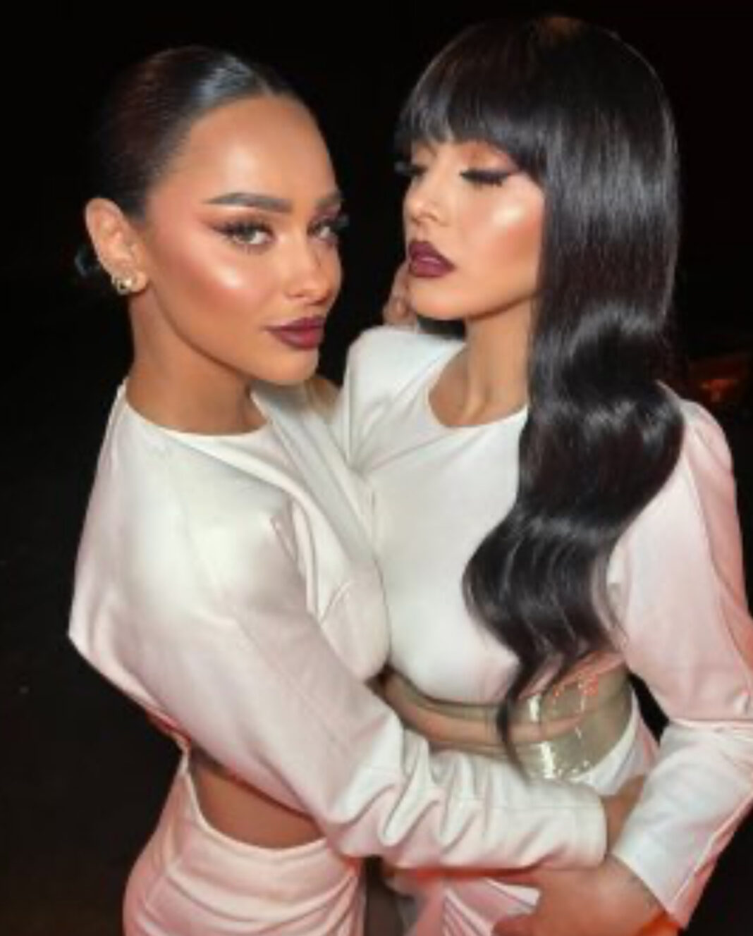 “Luftë” për krisjen e miqësisë mes dy këngëtareve, fansat e Egli Takos kërcënojnë dhe ofendojnë rëndë Fifin