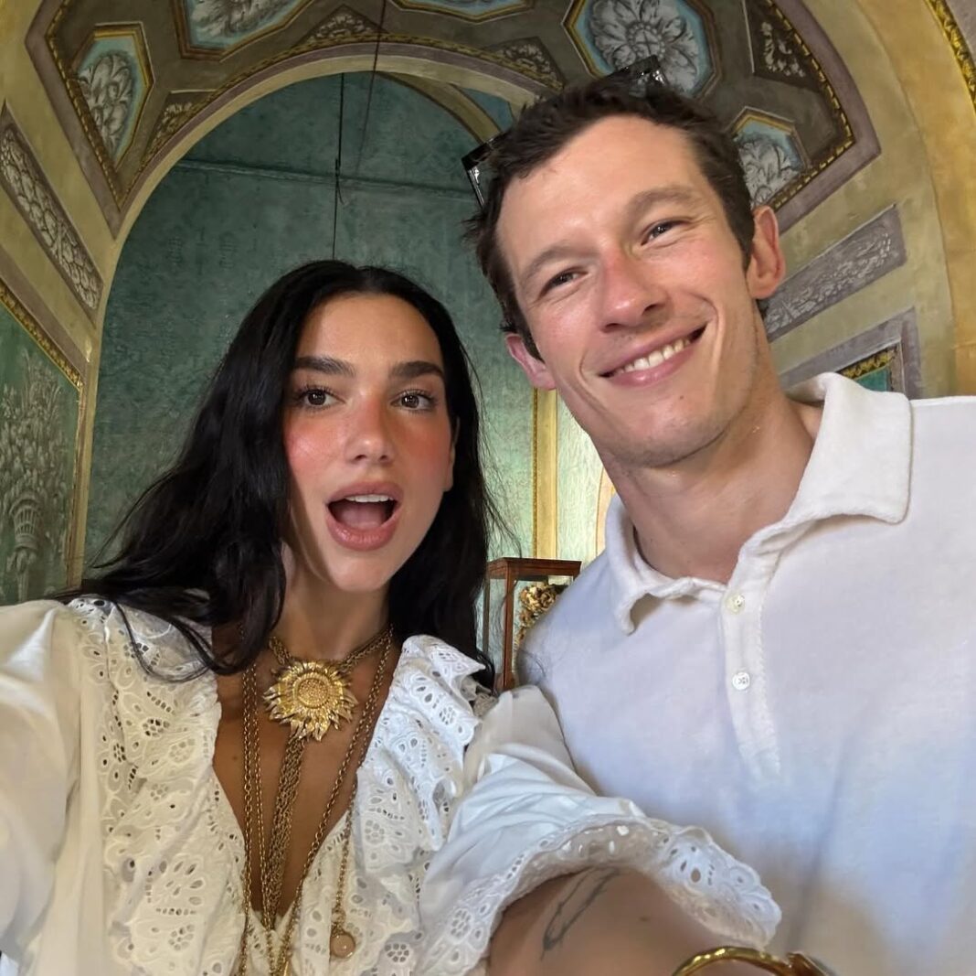 Dua Lipa dhe Callum Turner drejt altarit? Zbulohen planet për dasmë në liqenin e Comos