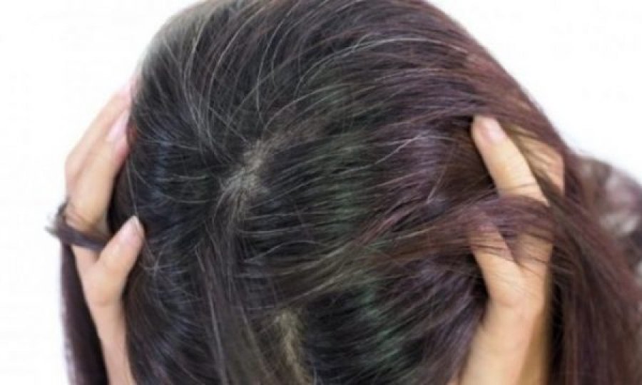 Pse ju dalin thinjat në moshë të re?