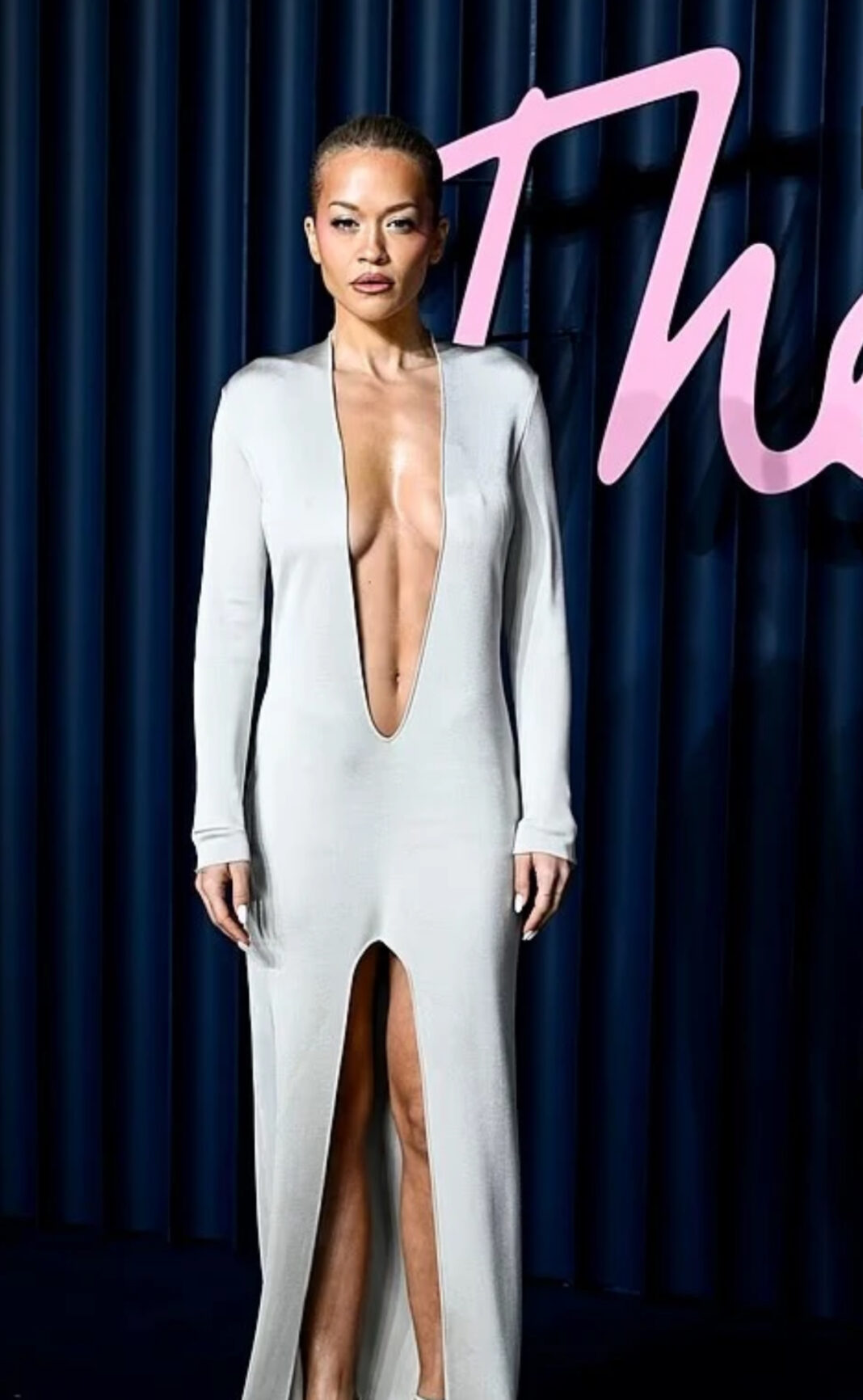 “Fashion Awards 2025”, Rita Ora guxon më shumë se kurrë