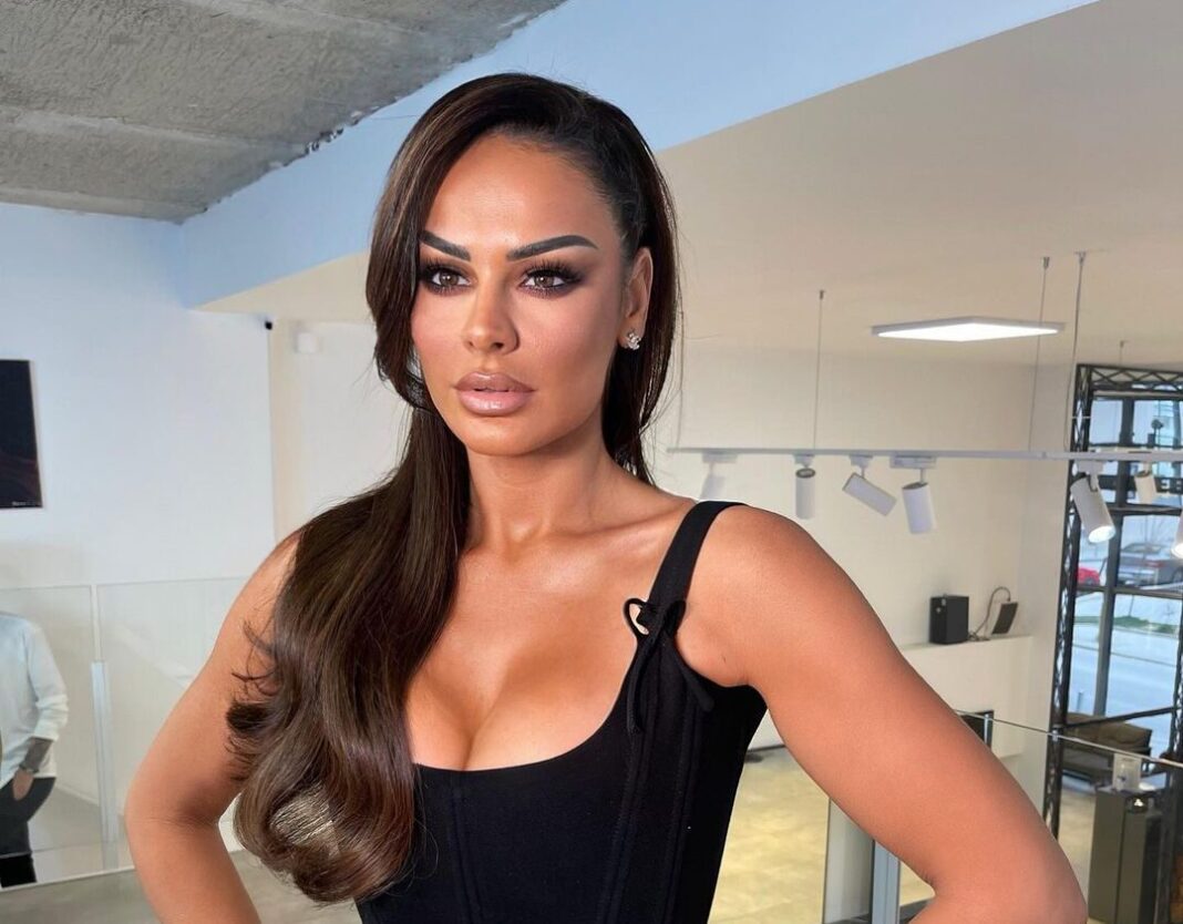 Tani më ka bërë bllok, Juliana Nura tregon historinë se si Cristiano Ronaldo i kërkoi numrin