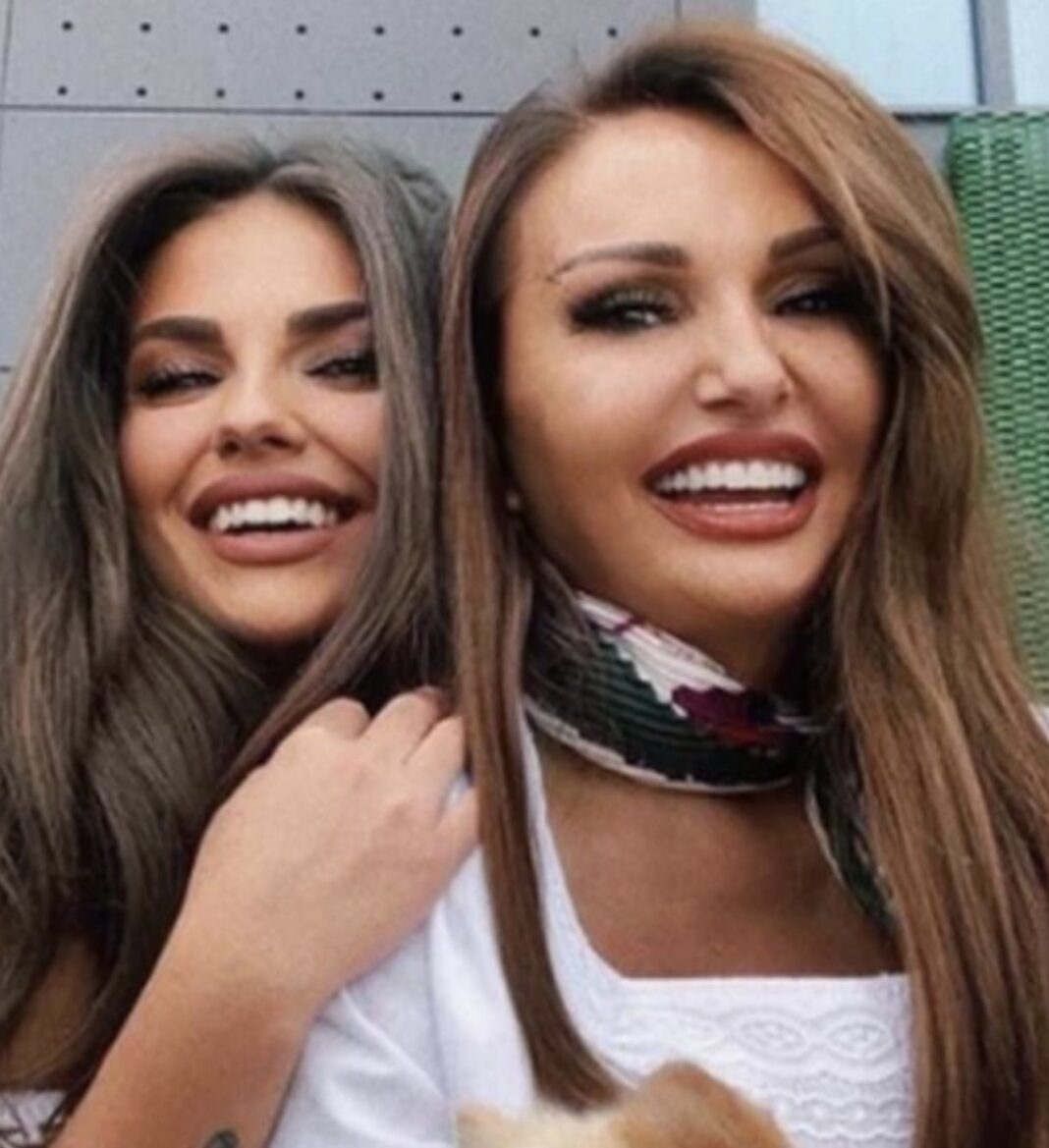 Duke jetuar “dimrin” më të egër të jetës së saj, Beatrix Ramosaj publikon foton e së ëmës nga krevati i spitalit