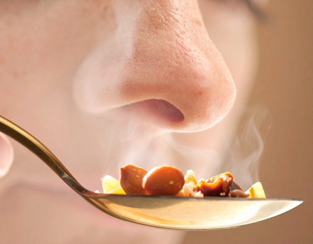 Si ndikon nuhatja në kontrollin e oreksit?