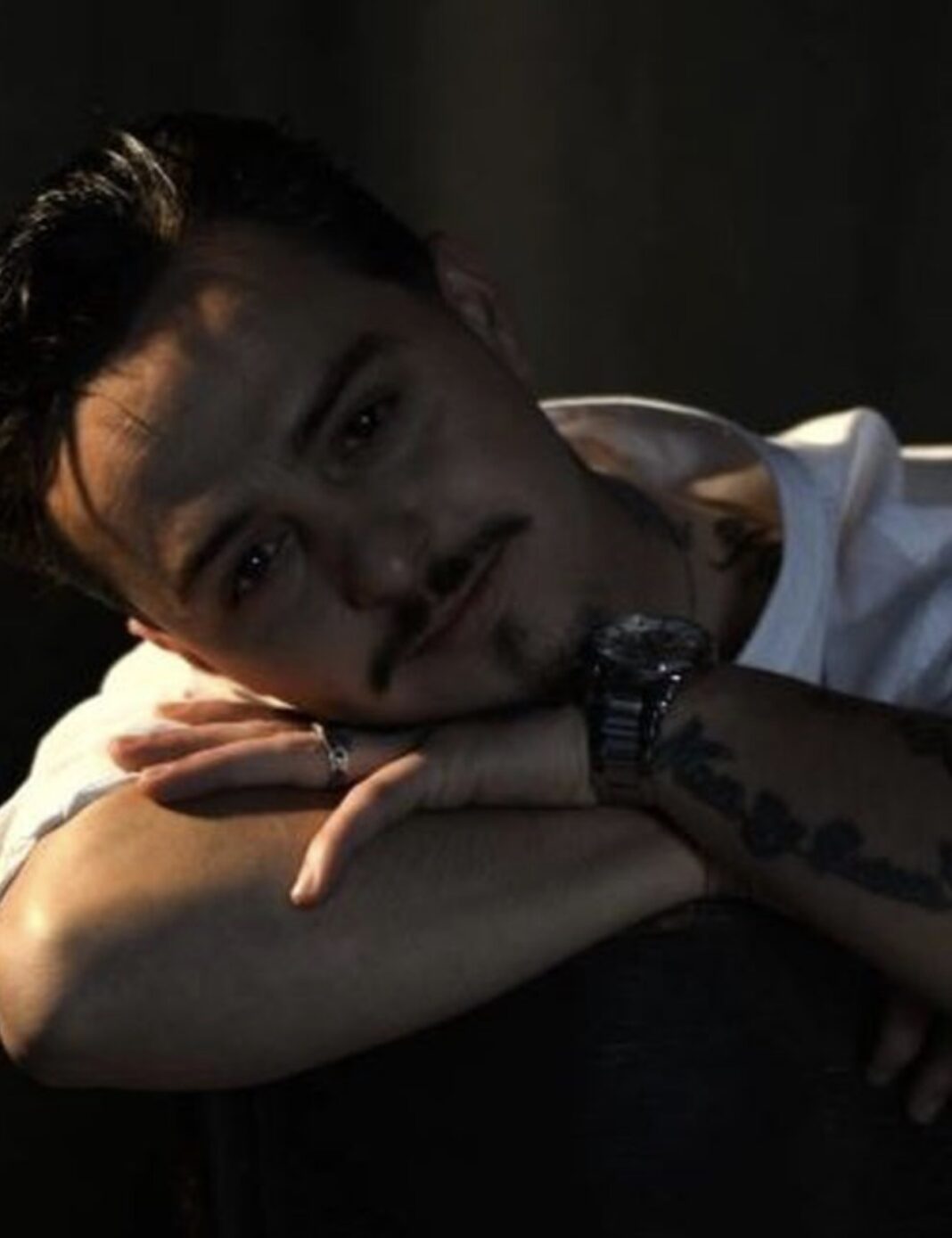 Akili thyen heshtjen për vendimin e papritur për t’u larguar nga “Ferma Vip 3”