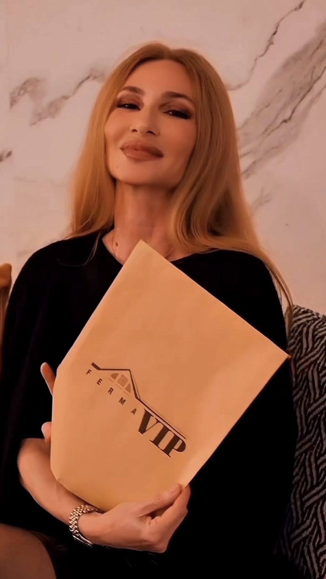 BOOM! Ermjona Lekbello futet në ‘Ferma VIP’, hyn nesër dhe pritet të ‘trazojë’ shtëpinë