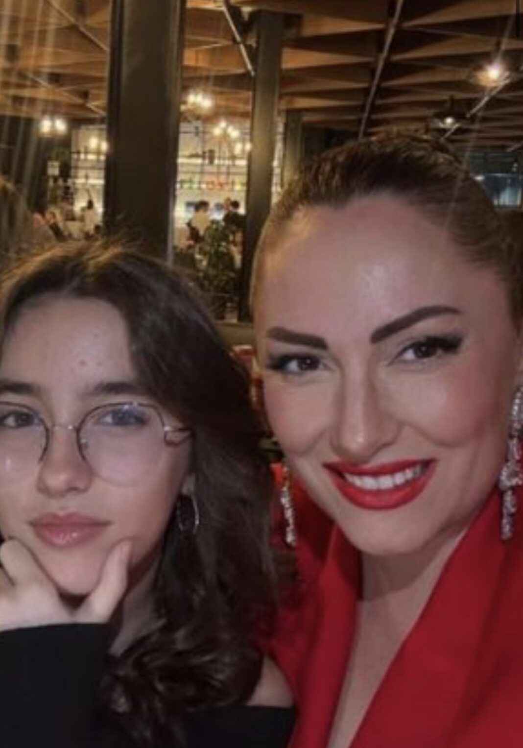 “Dje të mbaja përdore!” Eneda Tarifa emocionon me dedikimin për ditëlindjen e vajzës së saj