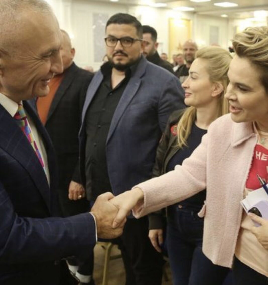 Fundi i martesës 27-vjeçare me Ilir Metën, Monika Kryemadhi e thotë troç: Më mirë vetëm sesa të rri të laj brekët e të tjerëve